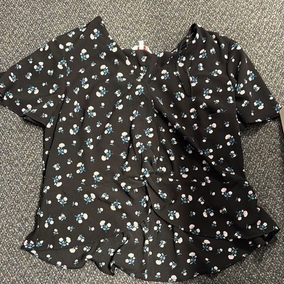 Candie’s top xxl // 092906 - Picture 1 of 2